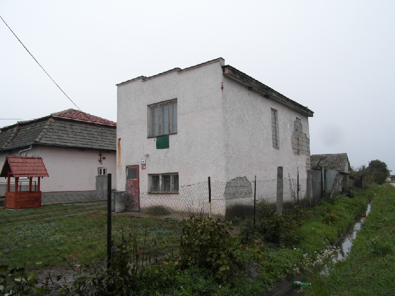 DRAŽBA 28.01.2020 o 12.00 hod., rodinný dom Leles, okres Trebišov - náhľad