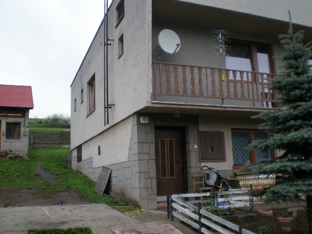 DRAŽBA 11.05.2015 o 11.00 hod., rodinný dom Korňa, okres Čadca