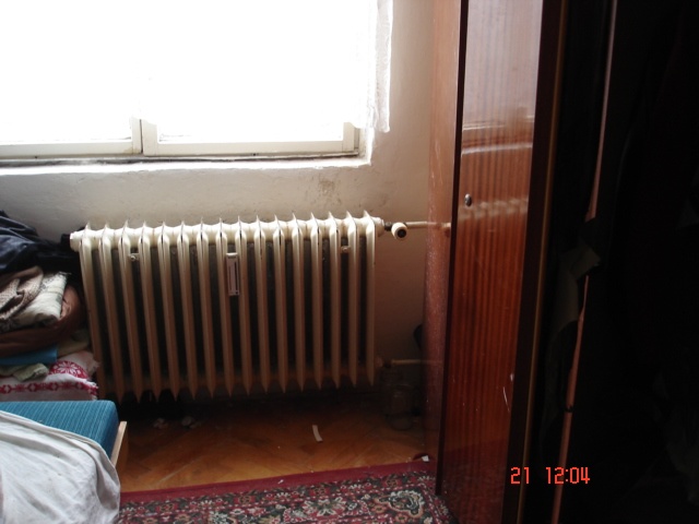 DRAŽBA 30.11.2012 o 10.00 hod., 3 izbový byt v Nových Zámkoch, okres Nové Zámky - náhľad