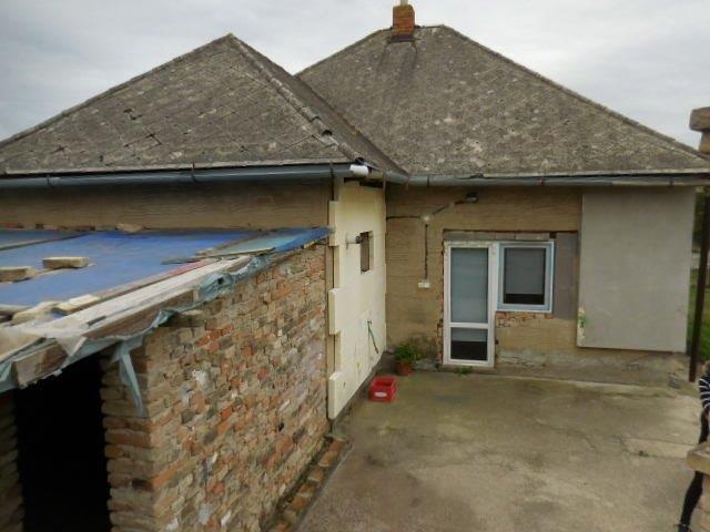 UPUSTENÉ!!! DRAŽBA 21.11.2019 o 11.00 hod., rodinný dom Bátorove Kosihy, okres Komárno - náhľad