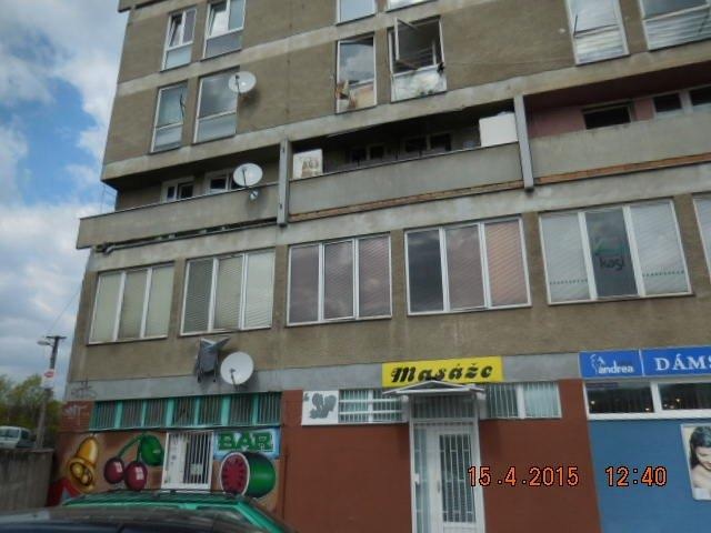 DRAŽBA 01.07.2015 o 11.00 hod., 5 izbový byt Bratislava, m.č. Vrakuňa, okres Bratislava II