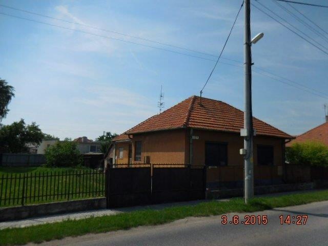 DRAŽBA 10.05.2016 o 10.00 hod., rodinný dom Bánov, okres Nové Zámky