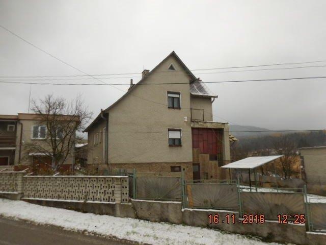 DRAŽBA 25.01.2017 o 10.00 hod., rodinný dom Handlová, okres Prievidza