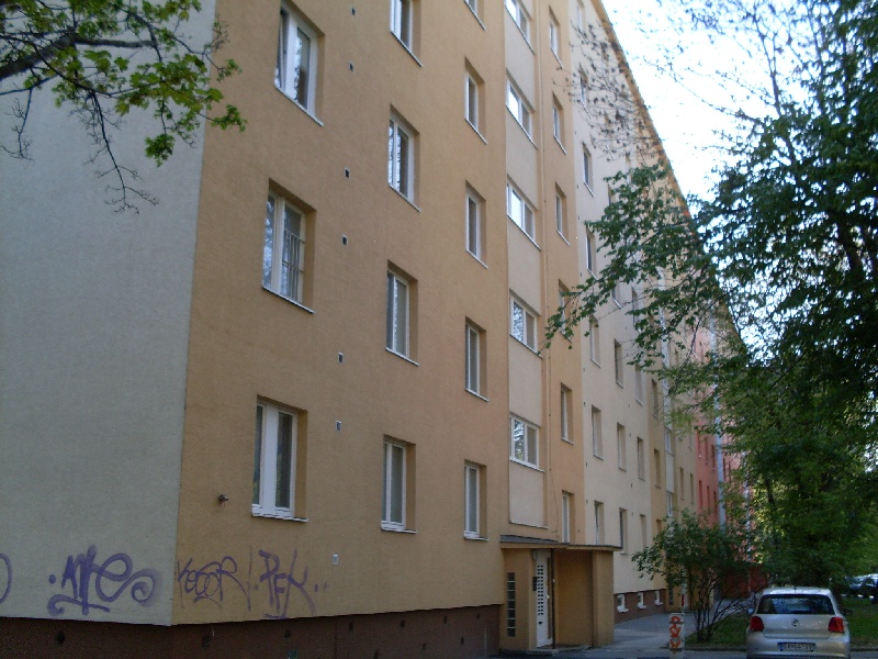 !!!!UPUSTENÉ!!!!!!DRAŽBA 30.08.2012 o 10.00 hod., 1,5 izbový byt v Bratislave II.- Ružinov - náhľad