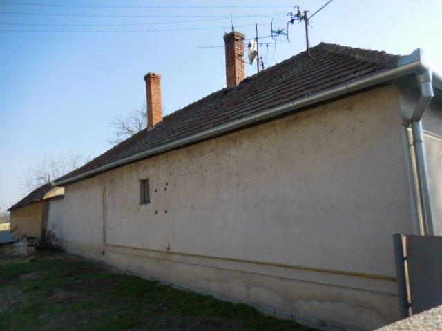 DRAŽBA 23.07.2020 o 12.30 hod., rodinný dom Zlatná na Ostrove, okres Komárno - náhľad