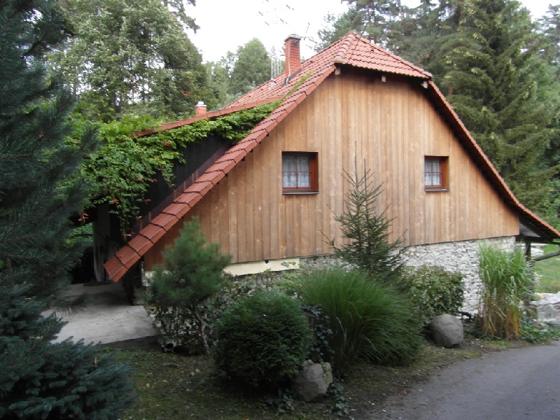 DRAŽBA 20.04.2016 o 11.00 hod., rodinný dom Štiavnické Bane, okres Banská Štiavnica - náhľad