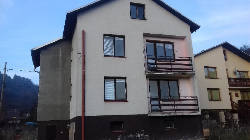 DRAŽBA 27.03.2018 o 10.00 hod., rodinný dom Zborov nad Bystricou, okres Čadca