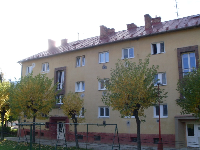 DRAŽBA 10.01.2013 o 11.00 hod., 2 izbový byt v Krompachoch, okres Spišská Nová Ves - náhľad