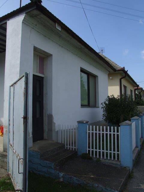 DRAŽBA 23.04.2015 o 10.00 hod., rodinný dom Lukáčovce, okres Nitra