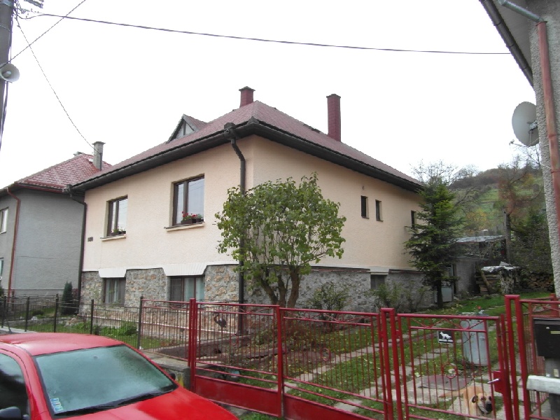DRAŽBA 01.02.2017 o 11.00 hod., rodinný dom tisovec, okres Rimavská Sobota - náhľad