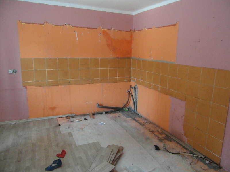 DRAŽBA 19.11.2015 o 13.00 hod., rodinný dom Zemplínske Hradište, okres Trebišov - náhľad
