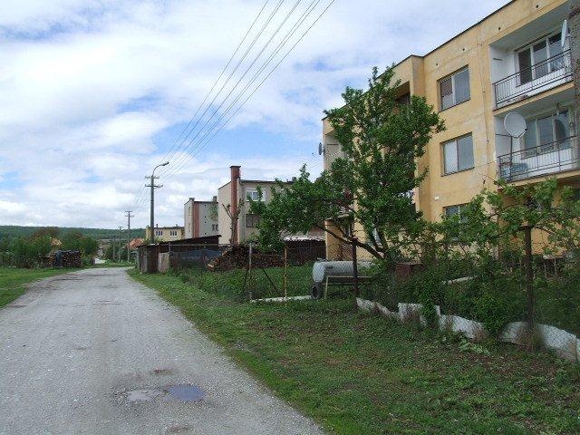 DRAŽBA 28.06.2012 o 10.00 hod., 3 izbový byt v Gemerskej Vsi - náhľad