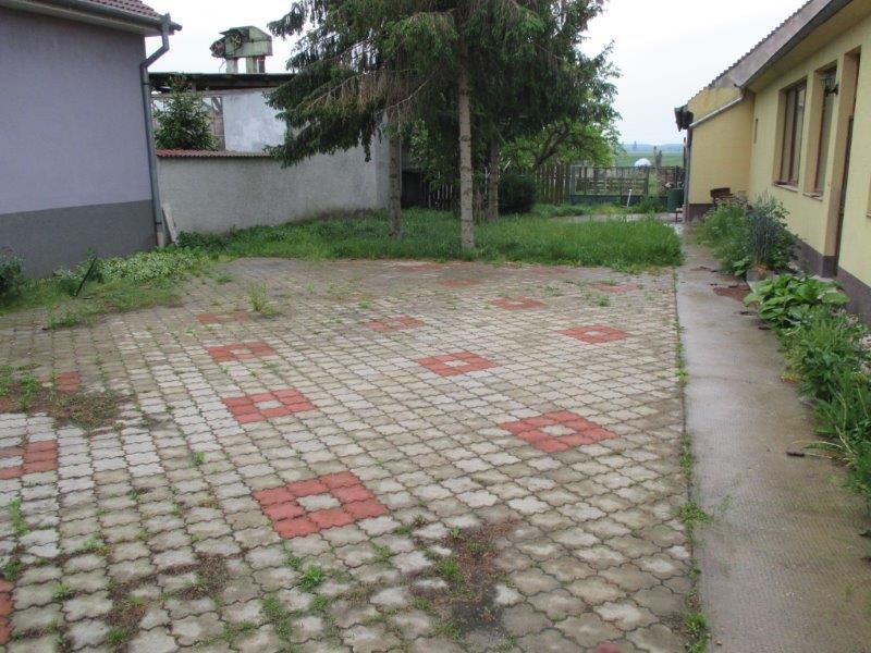 DRAŽBA 06.10.2015 o 14.00 hod., rodinný dom a hospodárska budova Jurová, okres Dunajská Streda - náhľad