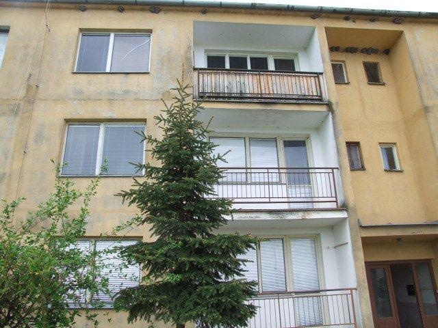 DRAŽBA 28.06.2012 o 10.00 hod., 3 izbový byt v Gemerskej Vsi