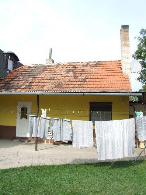 DRAŽBA 27.04.2015 o 11.00 hod., rodinný dom Číčov, okres Komárno - náhľad