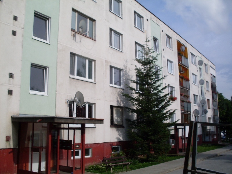 DRAŽBA 19.09.2011 o 11.00 hod., 3 izbový byt v Lipanoch