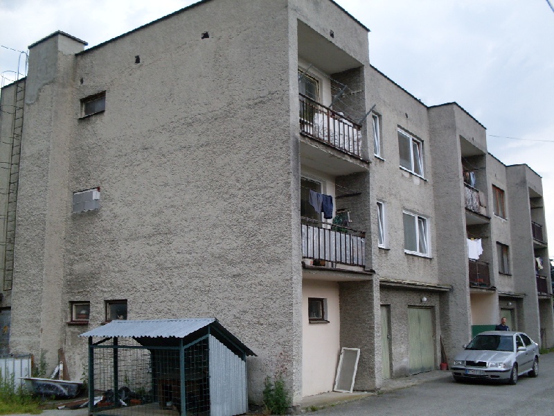 DRAŽBA 28.11.2011 o 09.30 hod., 4 izbový byt v Blatnici - náhľad