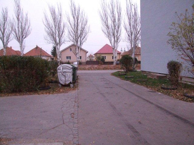 !!!!UPUSTENÉ!!!!DRAŽBA 24.01.2012 o 11.00 hod., 2 izbový byt v Šuranoch - náhľad