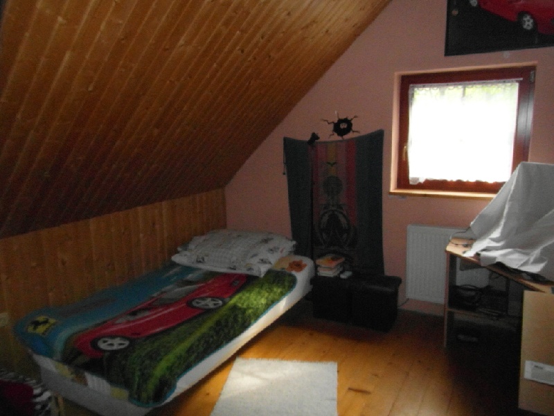 DRAŽBA 17.05.2016 o 11.00 hod., rodinný dom Štiavnické Bane, okres Banská Štiavnica  - náhľad