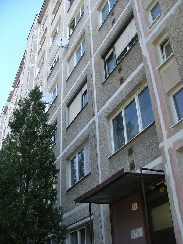 DRAŽBA 27.04.2011 o 11.00 hod., 3 izbový byt v Komárne - náhľad