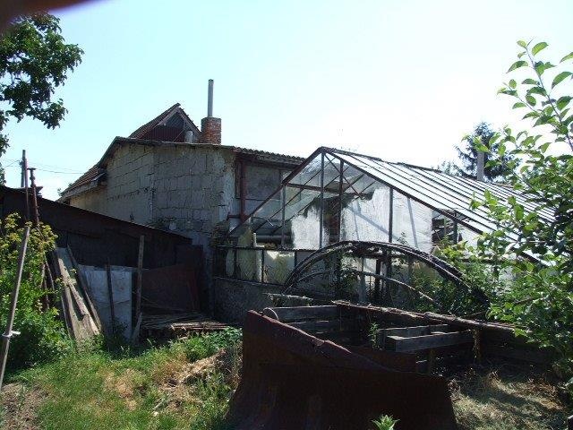 DRAŽBA 14.08.2014 o 11.00 hod., rodinný dom Veľké Zálužie, okres Nitra - náhľad