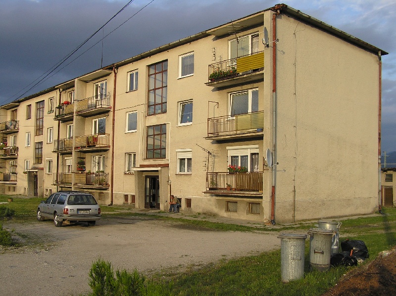 DRAŽBA 12.05.2015 o 13.00 hod., 3 izbový byt Príbovce, okres Martin