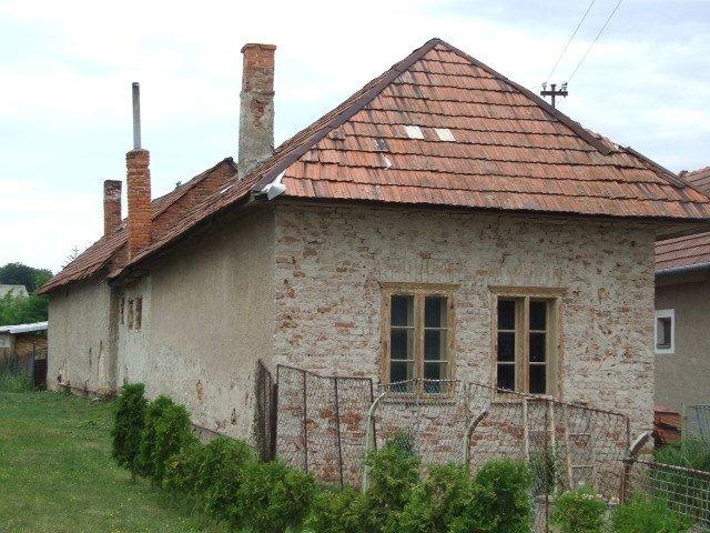 DRAŽBA 19.11.2012 o 11.00 hod., rodinný dom v Novej Vsi nad Žitavou, okres Nitra - náhľad