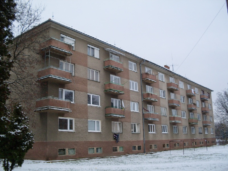 DRAŽBA 16.05.2011 o 09.30 hod., 2 izbový byt v Prievidzi