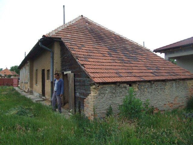 DRAŽBA 15.10.2012 o 11.00 hod., rodinný dom vo Veľkom Kýre - náhľad