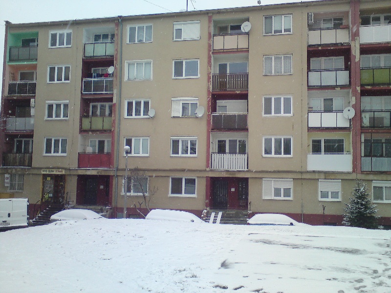 DRAŽBA 25.02.2015 o 10.00 hod., 2 izbový byt Hlohovec, okres Hlohovec