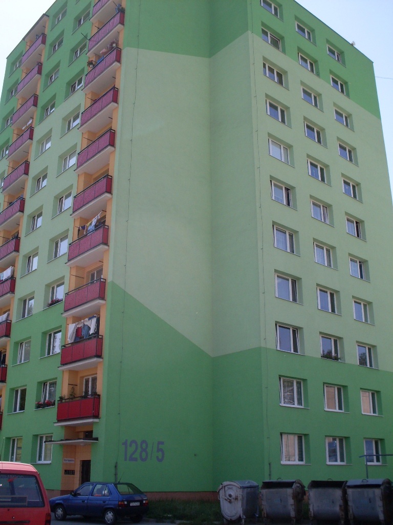 DRAŽBA 03.10.2012 o 10.00 hod., 2 izbový byt v Tvrdošíne