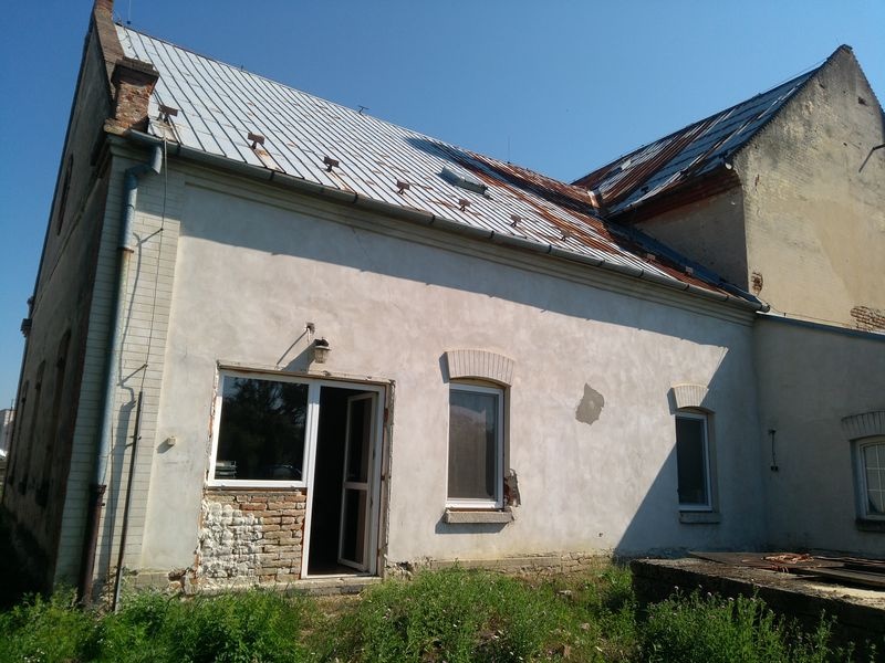 DRAŽBA 26.10.2017 o 10.00 hod., liehovar Veselé, okres Piešťany - náhľad