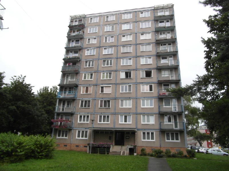 UPUSTENÉ!!! DRAŽBA 06.10.2014 o 11.00 hod., 3 izbový byt Trenčianske Teplice, okres Trenčín
