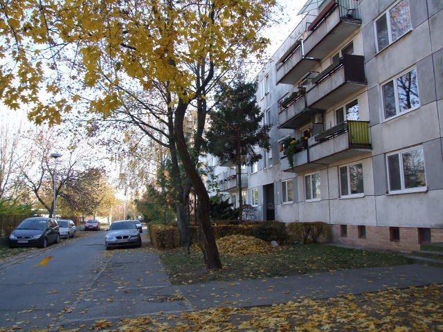 DRAŽBA 12.12.2012 o 10.00 hod., 1 izbový byt v Komárne, okres Komárno