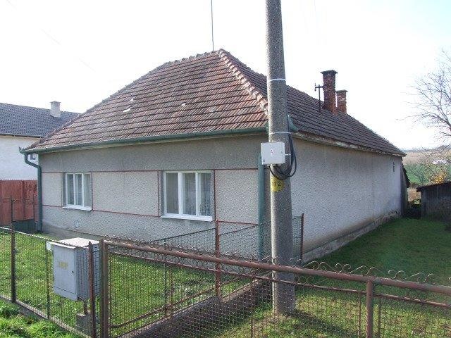 DRAŽBA 28.01.2015 o 11.00 hod., rodinný dom Hruboňovo, okres Nitra - náhľad