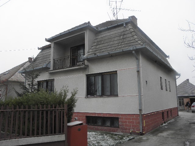 DRAŽBA 13.07.2015 o 10.00 hod., rodinný domVrakúň, okres Dunajská Streda