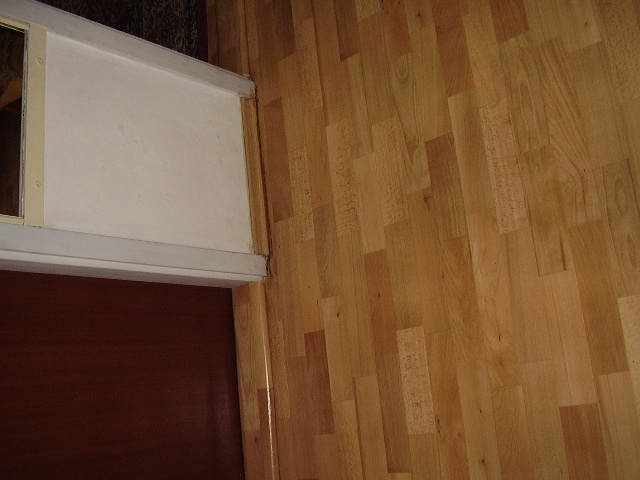 DRAŽBA 15.11.2011 o 10.30 hod., 2 izbový byt v Šali - náhľad