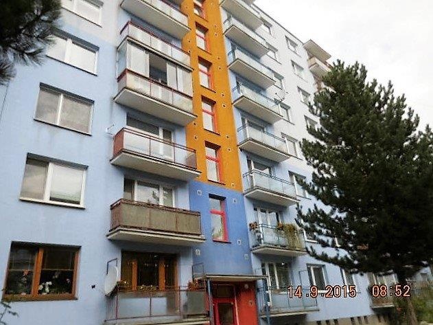 DRAŽBA 04.12.2015 o 10.00 hod., 2 izbový byt Žilina, okres Žilina