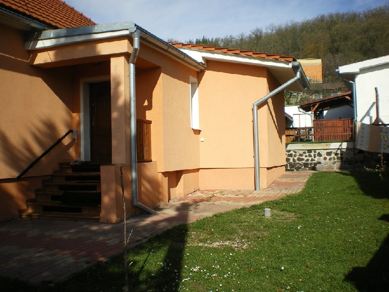 UPUSTENÉ !!! DRAŽBA 03.11.2015 o 13.00 hod., rodinný dom Detva, okres Detva - náhľad