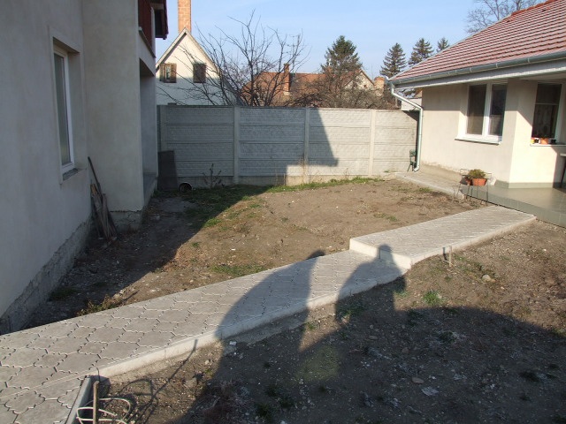 DRAŽBA 28.03.2012 o 11.00 hod., rodinný dom  v Orechovej Potôni - náhľad