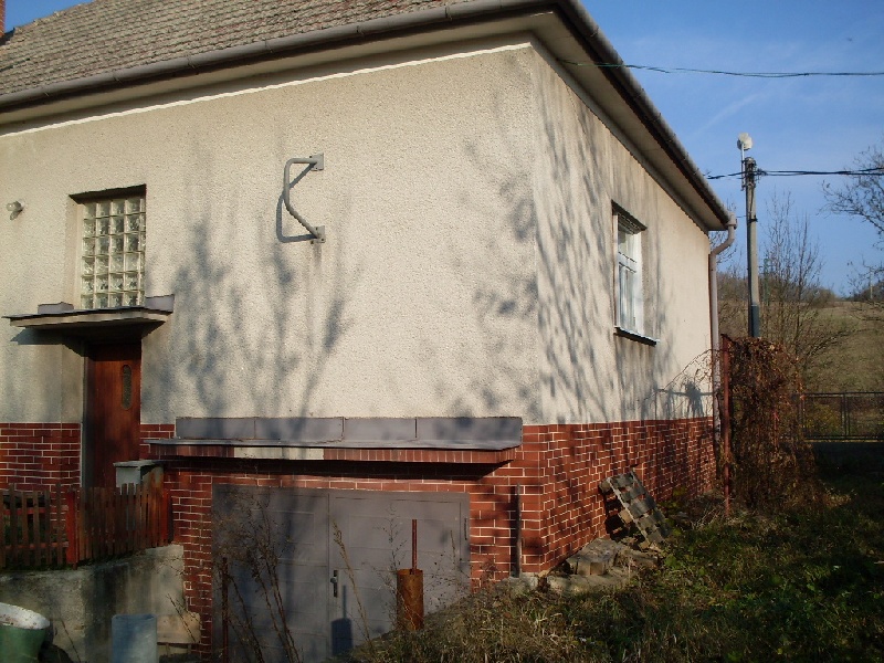 DRAŽBA 05.02.2013 o 10.00 hod., rodinný dom v Brezovej pod Bradlom, okres Myjava - náhľad