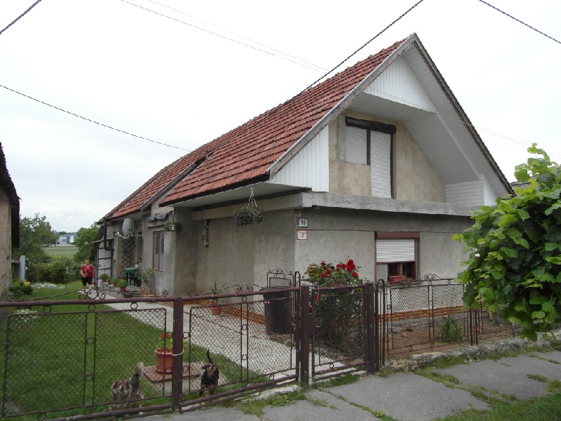 DRAŽBA 21.12.2016 o 11.00 hod., rodinný dom Hraň, okres Trebišov