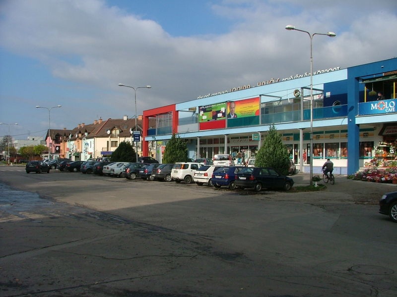 DRAŽBA 10.05.2011 o 10.30 hod., 3 izbový byt v Komárne - náhľad