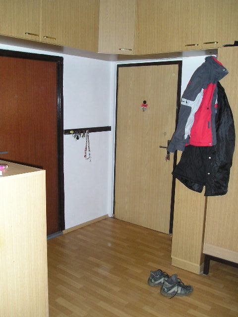 DRAŽBA 28.04.2011 o 09.30 hod., 3 izbový byt v Banskej Bystrici - Podlavice - náhľad