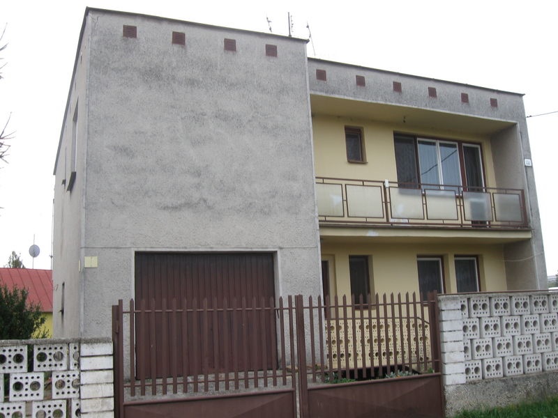 DRAŽBA 14.10.2015 o 13.00 hod., rodinný dom Dubník, okres Nové Zámky