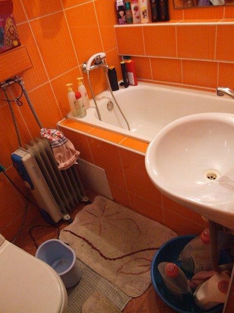 DRAŽBA 25.05.2015 o 14.00 hod., rodinný dom Nové Mesto nad Váhom, okres Nové Mesto nad Váhom - náhľad