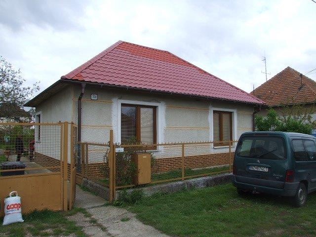 UPUSTENÁ!!!! DRAŽBA 01.07.2014 o 10.00 hod., rodinný dom Mojzesovo, okres Nové Zámky