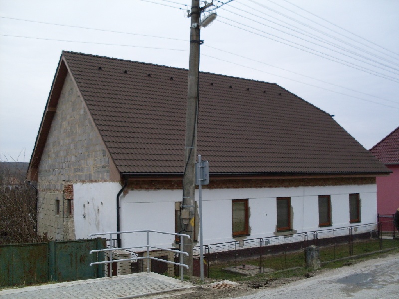 DRAŽBA 14.04.2011 o 10.30 hod., rodinný dom v Šuriankach okres Nitra - náhľad