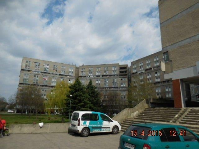 DRAŽBA 01.07.2015 o 11.00 hod., 5 izbový byt Bratislava, m.č. Vrakuňa, okres Bratislava II - náhľad
