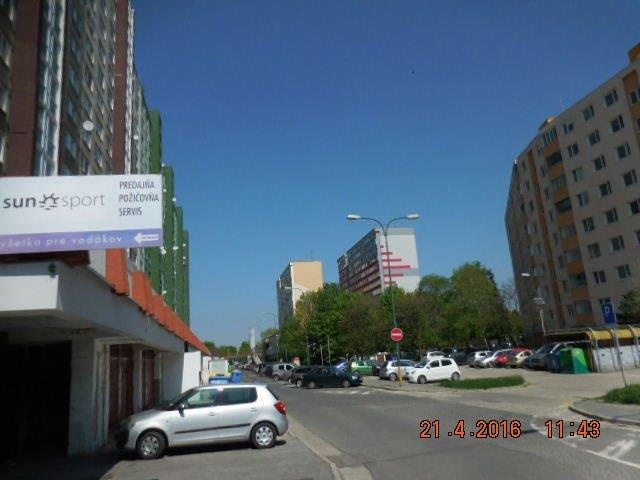 DRAŽBA 26.10.2016 o 11.00 hod., 1 izbový byt Bratislava m.č. Petržalka, okres Bratislava V - náhľad